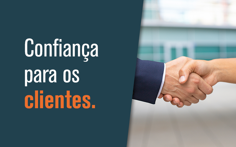 Imagem ilustrativa com foto de mãos apertadas, design e texto: confiança para os clientes